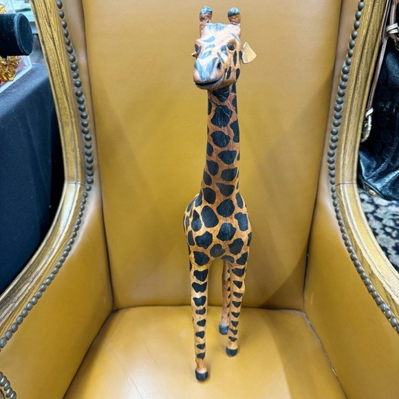 Vintage 1970s Tooled Leather Giraffe Figure Animal Safari Africa Brown - Picture 2 of 12